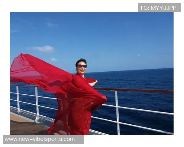 亚马尔社交媒体分享诺坎普夕阳美景预示着一个难忘的夜晚即将开启