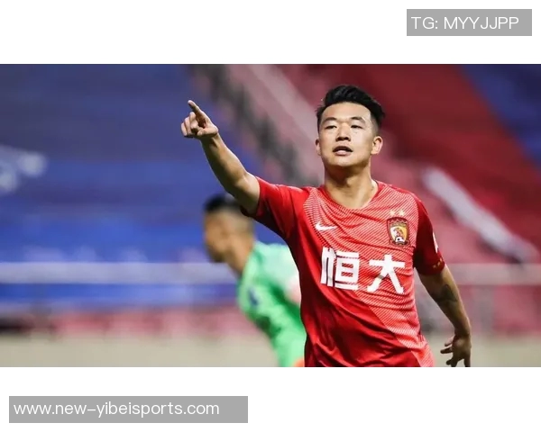 哈曼质疑凯恩提前续约称其回防过深影响进球表现需观察硬仗能力